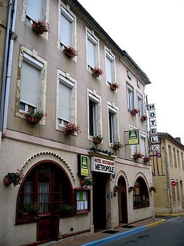 Logis Hotel Restaurant Metropole Mirande  Exteriör bild